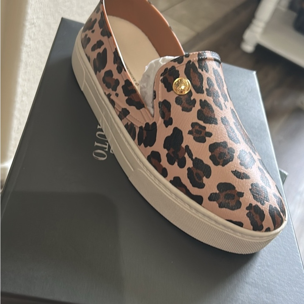 Vince camuto Leopard Print Slip-On Sneakers 5.5